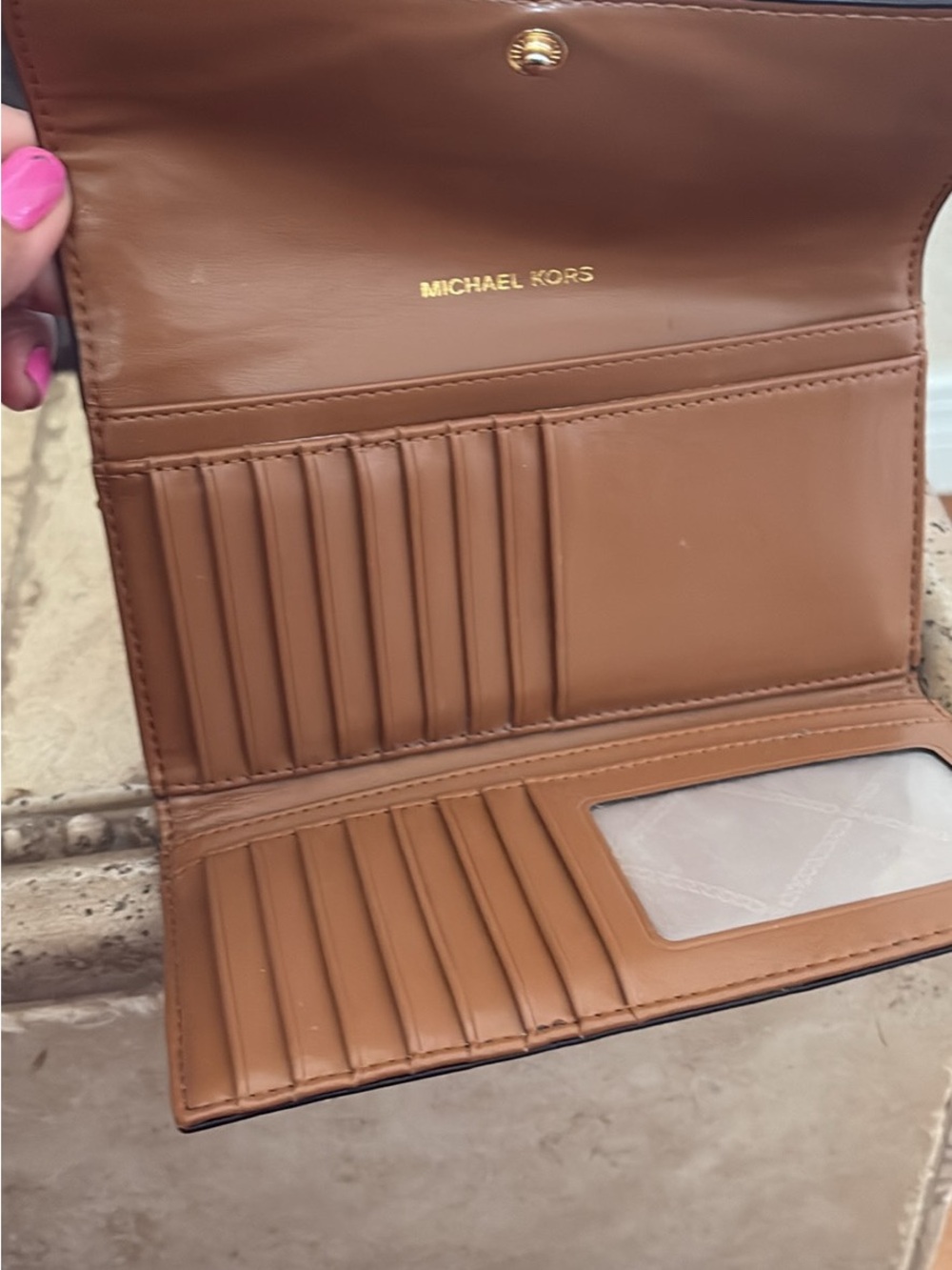 Michael Kors Brown & Tan Signature Hobo with Matching Wallet - Picture 6 of 6